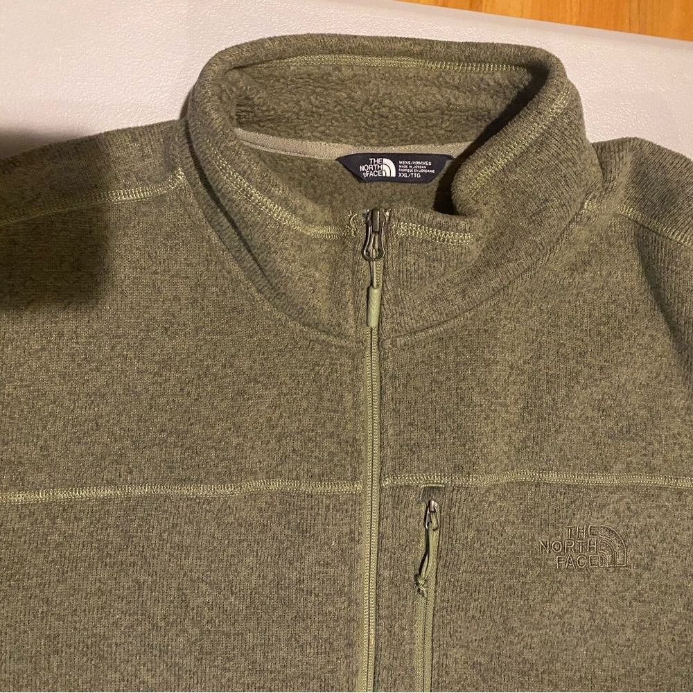 Men’s North Face Q Zip - Picture 2 of 5